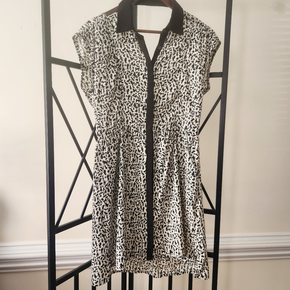 Angie Women's Medium Animal Print Low Back Shirt Dress Sleeveless White Black